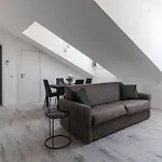 Apartment Italianway Easy - Commenda 35 *