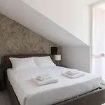 Italianway Easy - Commenda 35 * Milan