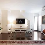 Apartment Spiga Duplex Suites By Ricasoli Stays Milan