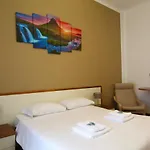 Al Direzionale - Station Apartman *