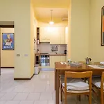 Paolo Mantegazza By Halldis Apartment