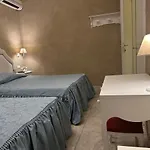 Boutique Calais - Washington Milano