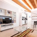 Apartment Mansarda Cola *