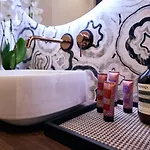 Luxury & Central