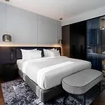 Radisson Collection Hotel, Santa Sofia 5* Milano