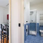 Contempora - Monolocale Con Terrazza Via F. De Sanctis, 41 Apartament