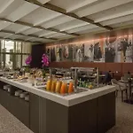 Nh Collection Life Hotel
