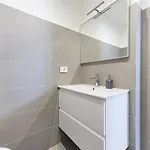 Bright Two-room Apartamento *