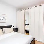 Gold & Platinum Garibaldi Executive Apartment *