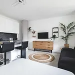 アパート Rubino House