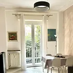 Apartment Lovely 2 With Small Garden Milan