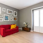 Ospitali - Dimora Tina, Ampio Trilocale In Zona Lambrate Comodo X4 Apartament