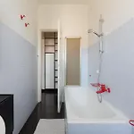 アパート Guesthost - Corvetto M3 - Comfy With Balcony!