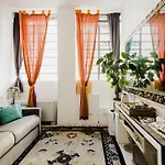 My Place - Navigli Bed and breakfast