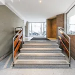 Stile E Comodità Nel Vivace Centro Di *