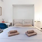 Stile E Comodità Nel Vivace Centro Di Apartamento Milão