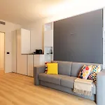 Emotichome 8 E 9 Flexyrent Studio アパート *