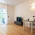 アパート Emotichome 8 E 9 Flexyrent Studio ミラノ