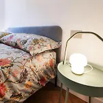 דירה Elegant In Repubblica Brera מילאנו