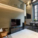 Apartment The Rent - Refined Loft In Downtown Milan