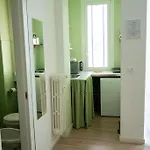 15min To Downtown Cozy Escape In