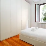 Just Urban - Modern And Exclusive - 20 Min From Duomo Apartamento