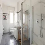 Apartamento Guesthost - Piazzale Brescia- Cosy With Balcony Milán