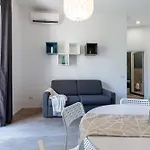 Apartment Beplace In Porta Romana Milan