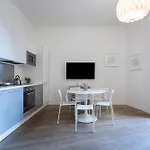 Beplace In Porta Romana Apartment *