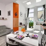 Lorianna Rock House Apartament