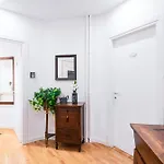 Easylife - - Taddei 14c - Washington Apartamento *