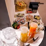 The Unique Brera Hotel Mediolan