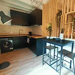 Yr Ticinese - Duomo In 10 Min By Tram Apartamento *