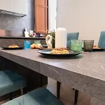 Apartment I Host - Bottego