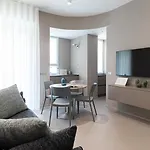 Italianway Comfort - Maderno 4 Апартаменты *