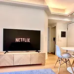 Casa Angelo Design Flat - Milan, Porta Venezia, 3 Metro Stops Duomo アパート