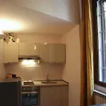Apartment Loft Porta Romana - Duomo 3 Metro Stops *