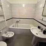 Spacious 2br 2ba Porta Venezia Walk To Fs Μιλάνο