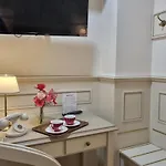 Charly Hotel 3*