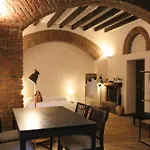 Loft Porta Romana - Duomo 3 Metro Stops Apartment *