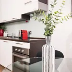 Magenta Apartment, Milan Historic Center