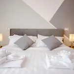 Vivimihome - Zanella House アパート ミラノ