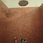 Periferia Chic Apartment Milan