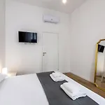 Prealpi1-design With Two Double Bedrooms ミラノ