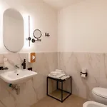 Aiello - Citylife Aparthotel