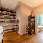 Elegant With Parking - Station Appartement