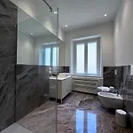 Cool And Big Duomo - White Daire Milano