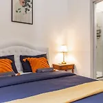 Διαμέρισμα Rosa House *
