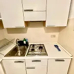 Downtown Chic - Quiet Retreat With Free Wifi & Air Conditioning Μιλάνο