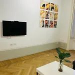 Easy Italy Grand Apartman *